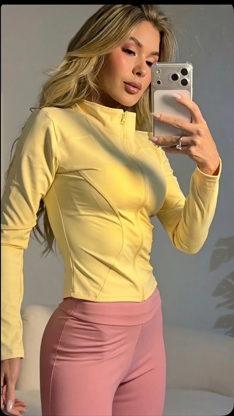 Jaqueta ziper amarela legging rosa — VC Collection